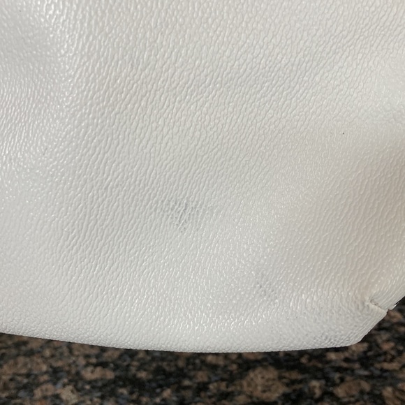 HELLO KITTY SHOULDER BAG NWOT - Picture 6 of 7